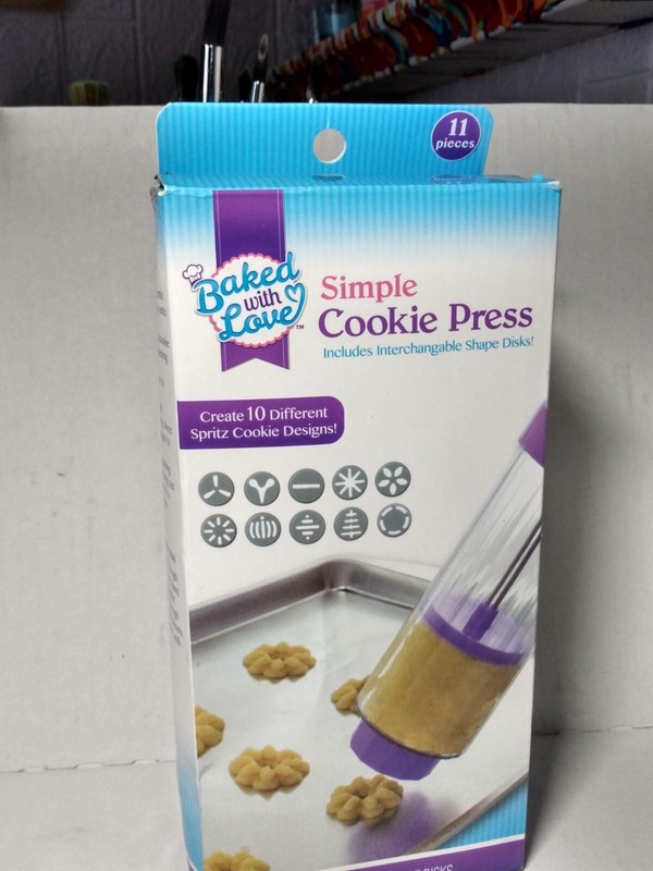 Spritz Design Cookie Press 10 Different Discs PLUS 7 Cookie Cutters gallery