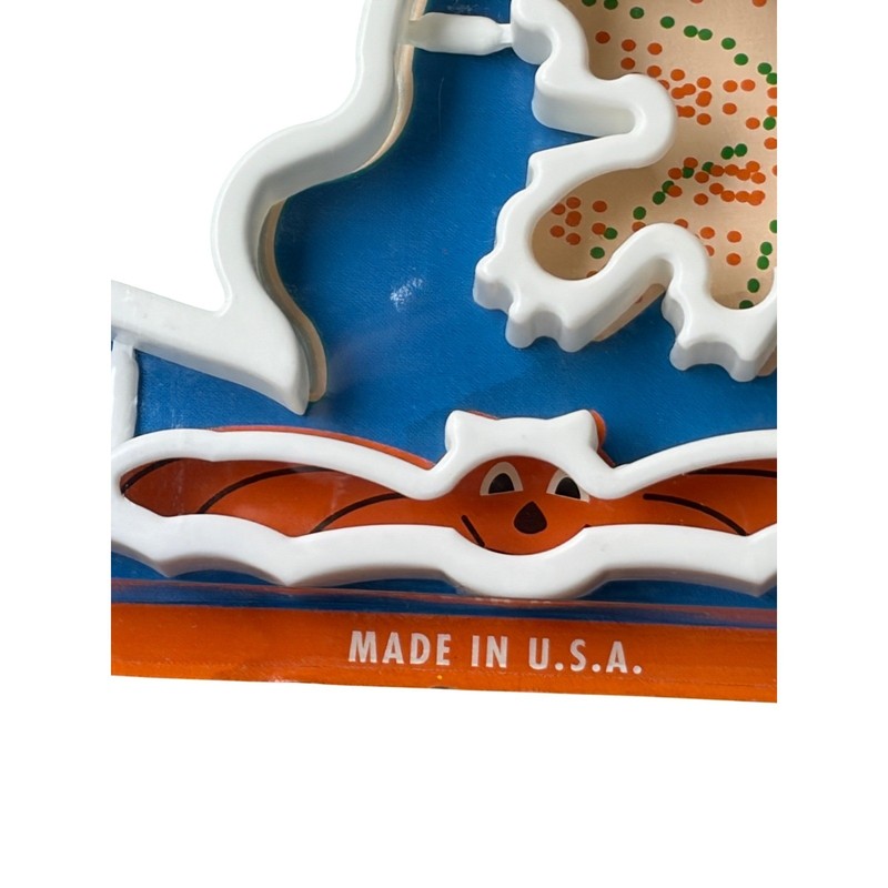 Vintage Heuck Fall Cookie Cutters Set 6 Halloween Thanksgiving Made in USA 80s gallery