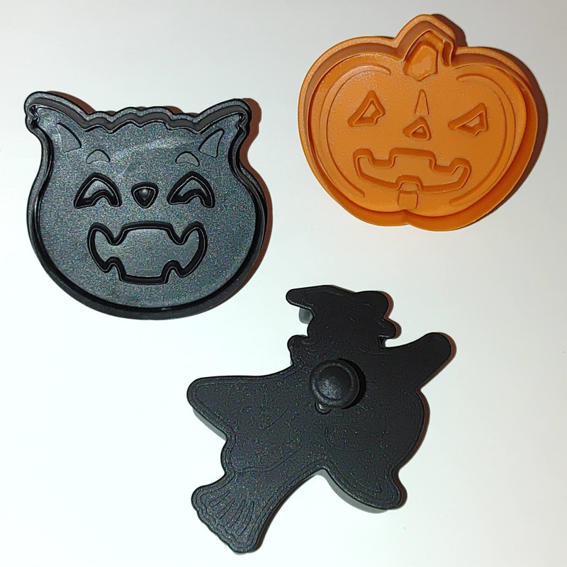 Williams Sonoma Halloween Cookie Pastry Cutters Plunger Handle Pumpkin Witch Cat gallery