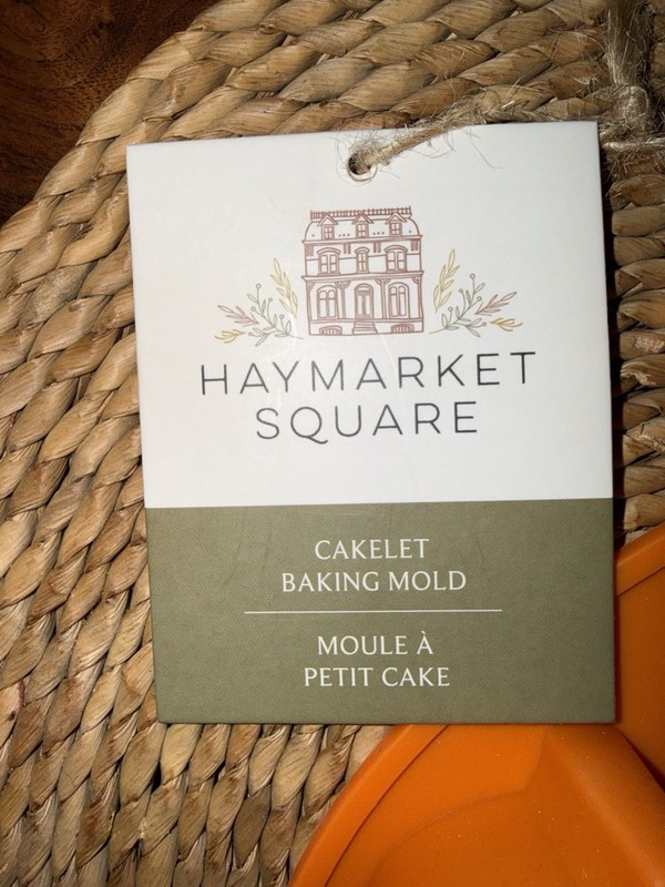 Haymarket Square Fall Silicone Mold-NWT gallery