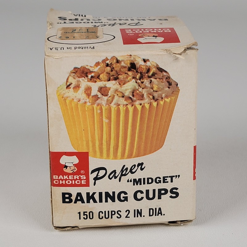 VTG NOS Open Box 2″ Baker’s Choice Made USA Baking Cup Foil & Paper Cupcake Prop