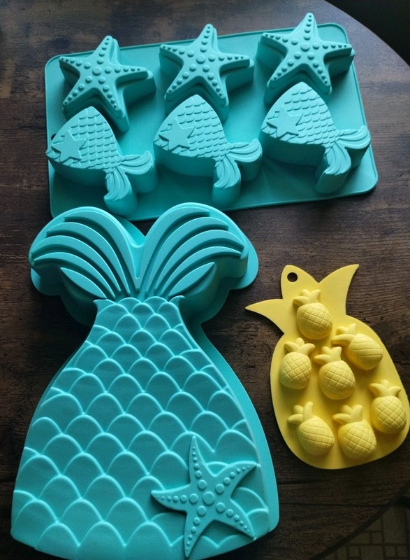 Lot 3 Large Pineapple Mold, Starfish & Pineapple and Small Pineapple Mold GPC