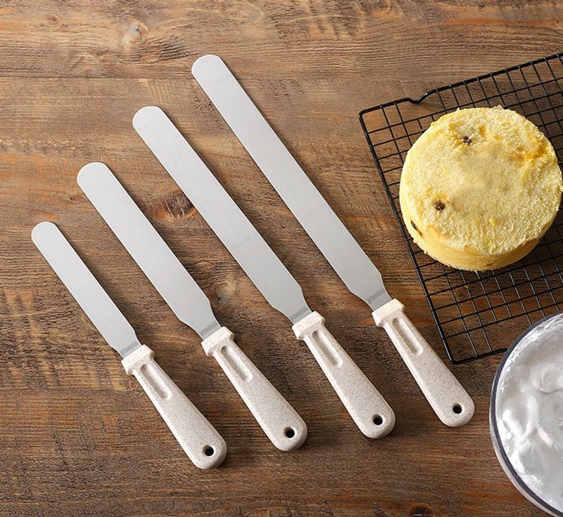 6' 8' 10' 12' Inch Cake Decorating Icing Angled Icing Spatula Set of 4 gallery