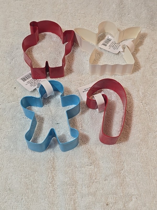 4 Pc 2024 Wondershop Target Stainless Steel Metal Christmas Cookie Cutters. NEW
