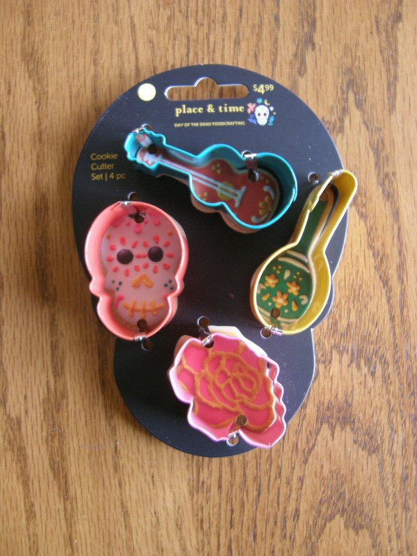 Williams Sonoma Halloween Day of the Dead Skull Cookie Cutters + Mini Set - New gallery