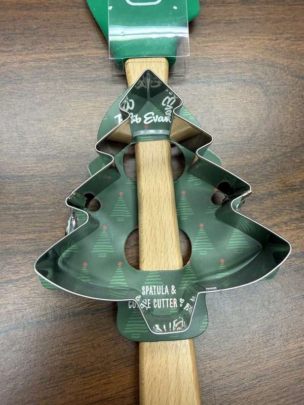 NEW Bob Evans Christmas Tree & Snowflake Spatula with Cookie Cutter SET OF 2 gallery