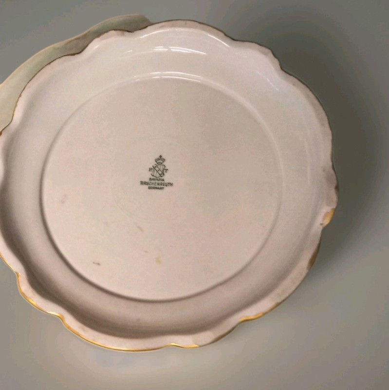 Vtg Ceramic Top 13"×3" Cake round8" booted Stand GreenPink Rose Pattern. gallery