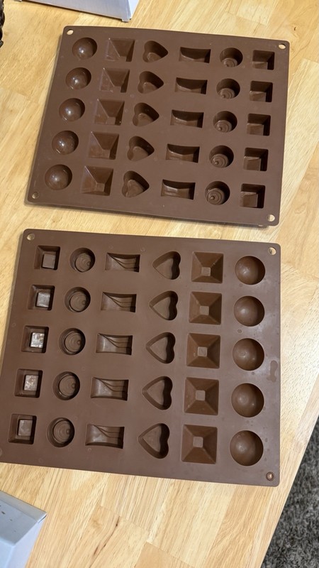 2 silicone chocolate mold gallery