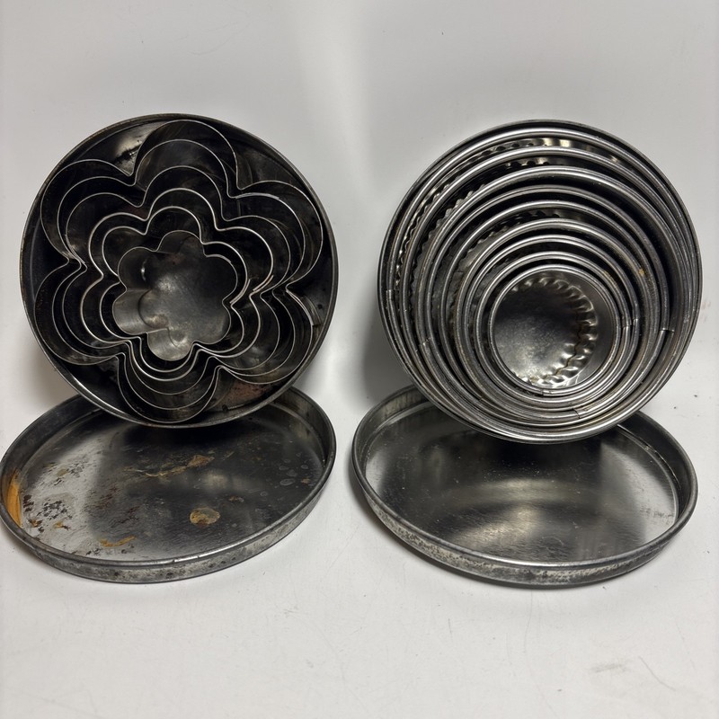 2 Ateco Biscuit Cookie Cutter Sets #5307 & #7806 Baking Tools gallery