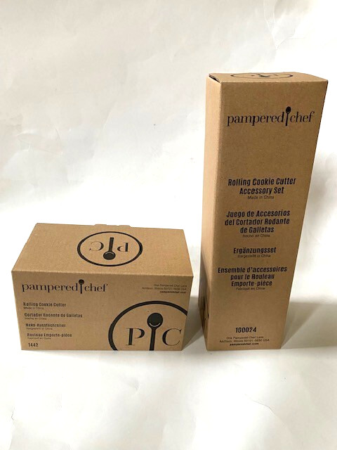 Pampered Chef Rolling Cookie Cutter # 1442 *PLUS* Accessory Set 100024 – NEW
