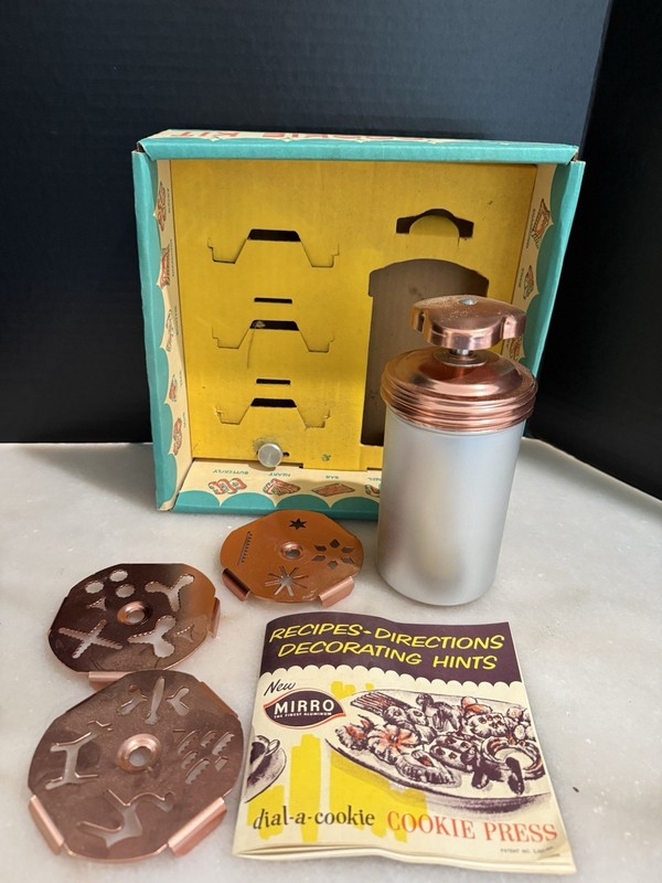 Mirro Dial A Cookie Kit Vintage Kitchen Press
