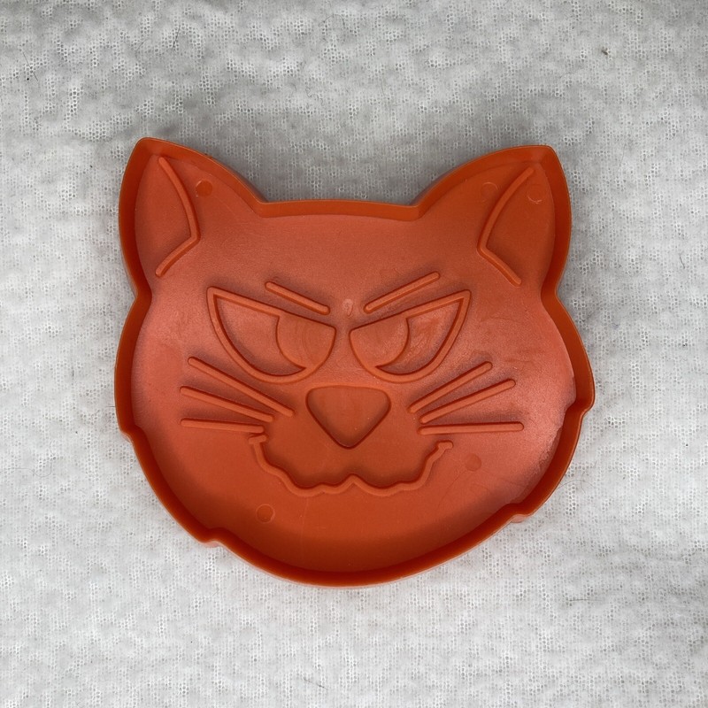 Cat Cookie Cutter VTG Hallmark Halloween Imprint Orange Kitty Face 3×3-1/4″ Used