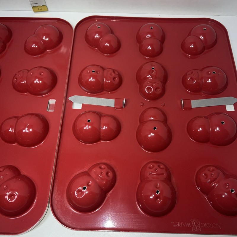 Vintage Nordic Ware Snowmen Cake Pop Mold Metal Interlocking Trays Christmas gallery