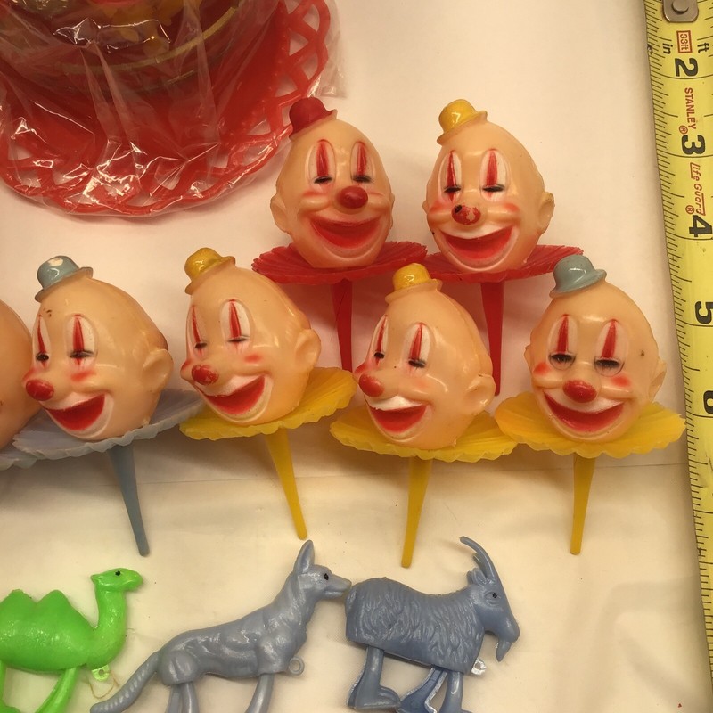 Lot Vintage WILTON CHICAGO Cake Toppers Circus Carousel, ANIMALS, Clown, More gallery
