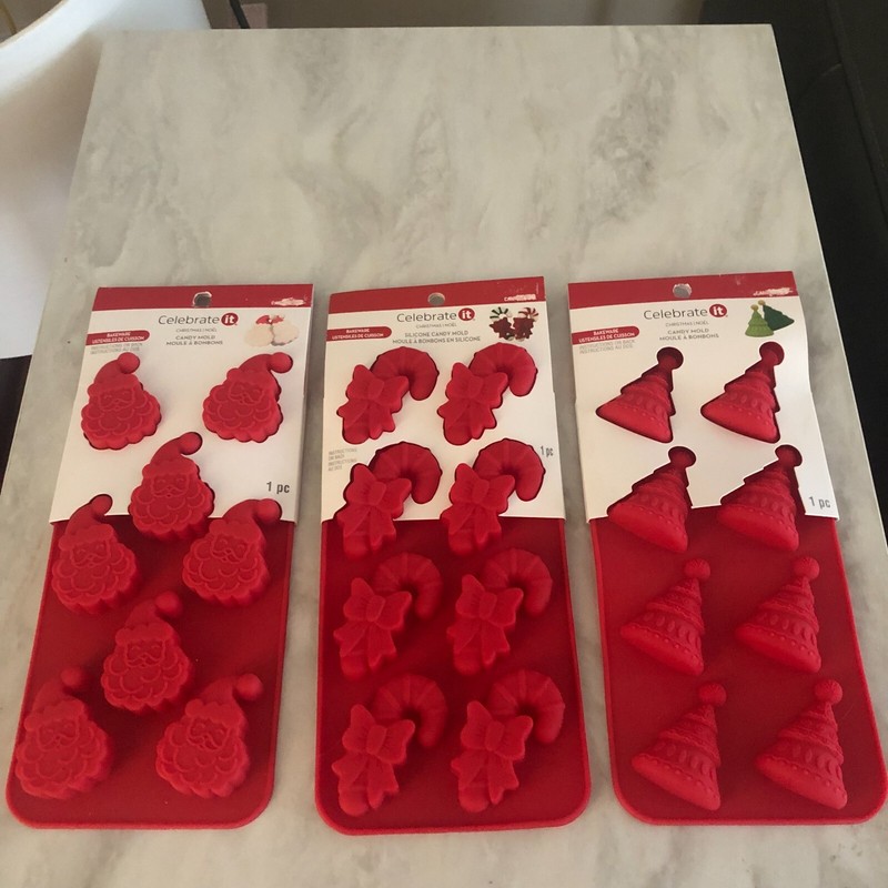 Celebrate It Christmas Candy Molds SET OF 3 – RED – BRAND NEW