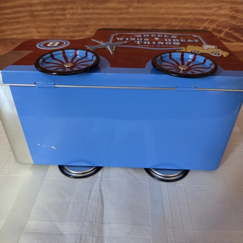Williams Sonoma Wheels Wings & Other Great Things-8 Cookie Cutters Tin Case gallery