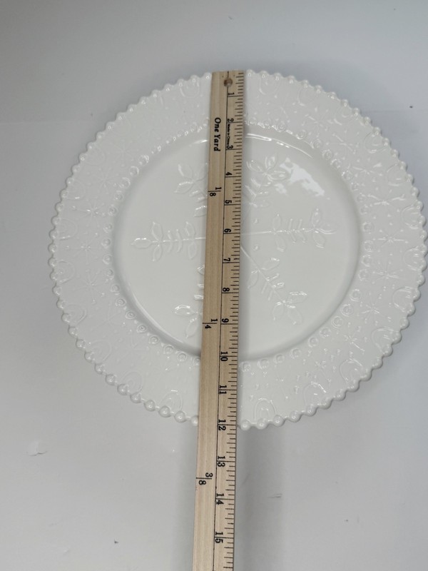 Scalloped White Snowflake Ceramic Cake Stand Dessert Display Pedestal - Portugal gallery