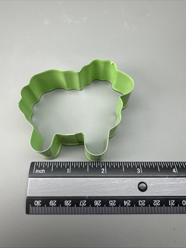 Lot of 3 Metal Easter Shaped Cookie Cutters Easter Bunny Rabbit Chick Sheep gallery