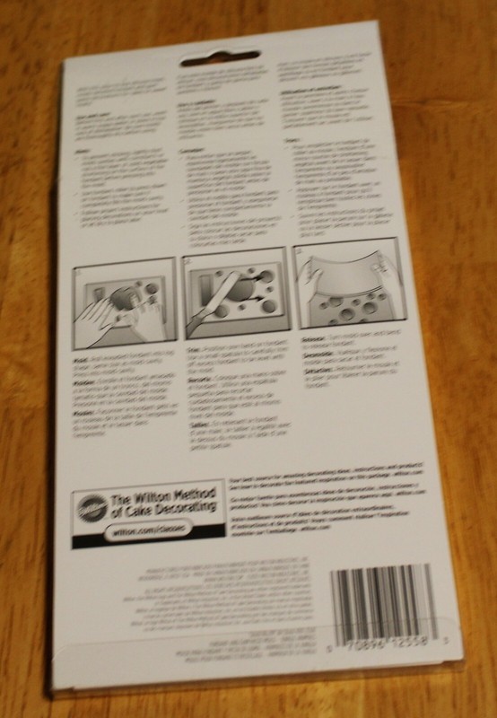 Wilton ~ FONDANT & GUM PASTE Silicone Mold - Jungle Animals - #409-2558 - New gallery