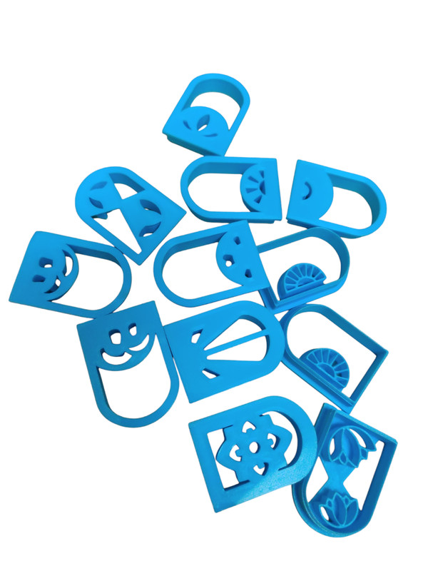 @ Assorted Colour & Design Plastic Cake Block Shapes 12Pc b418 gallery