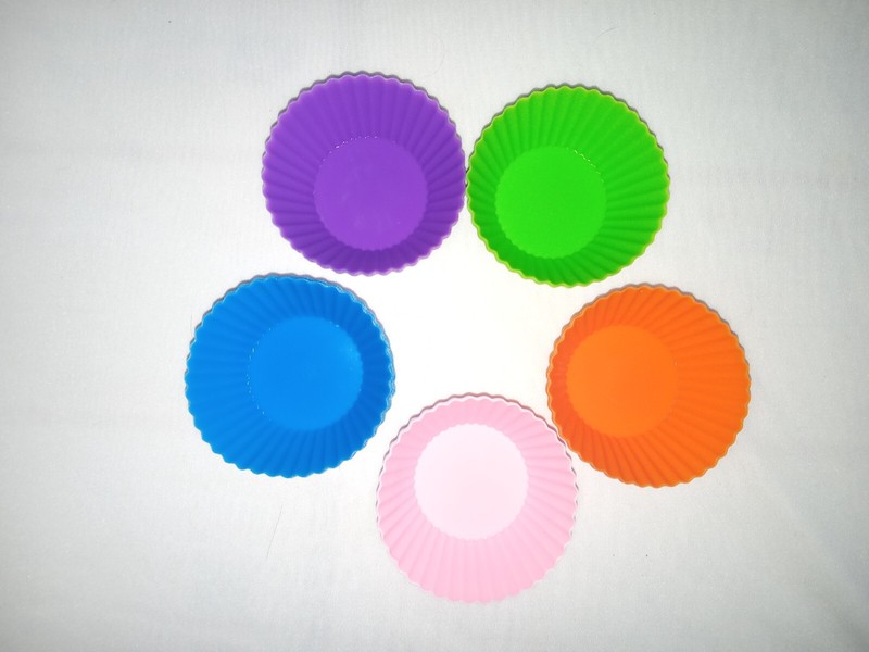 100 Silicone Baking Muffin Cups Reusable Cupcake Liners Cake Molds, BPA Free gallery