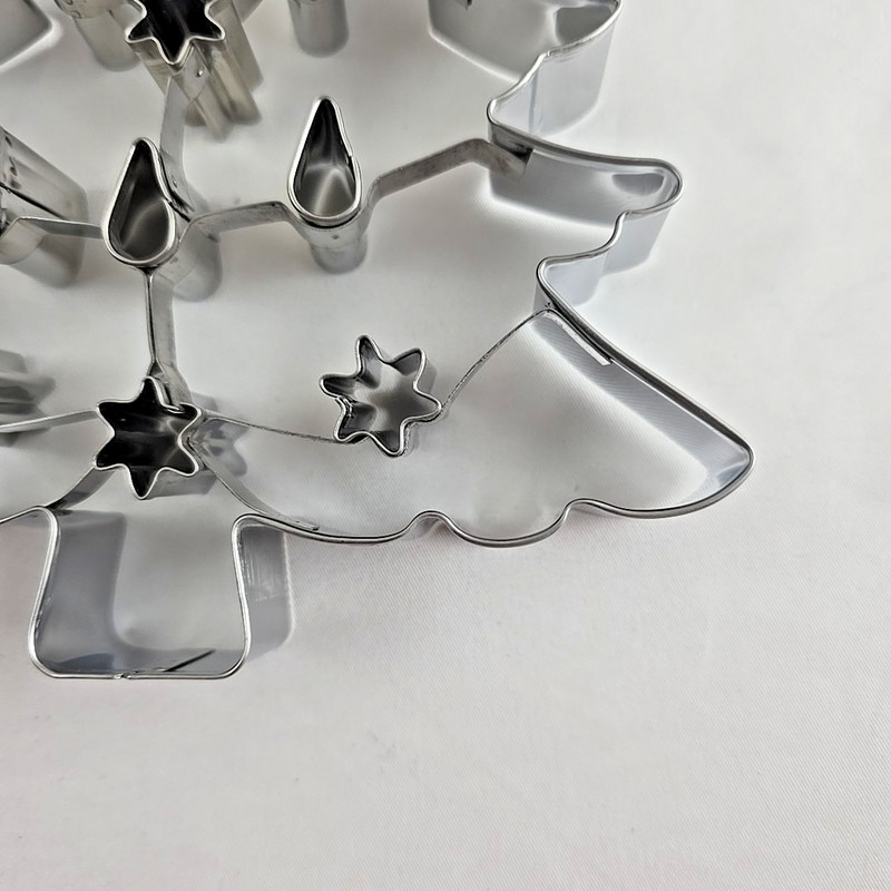 Williams Sonoma Giant Christmas Tree Cookie Cutter Steel 8x6x1 in NEW! gallery