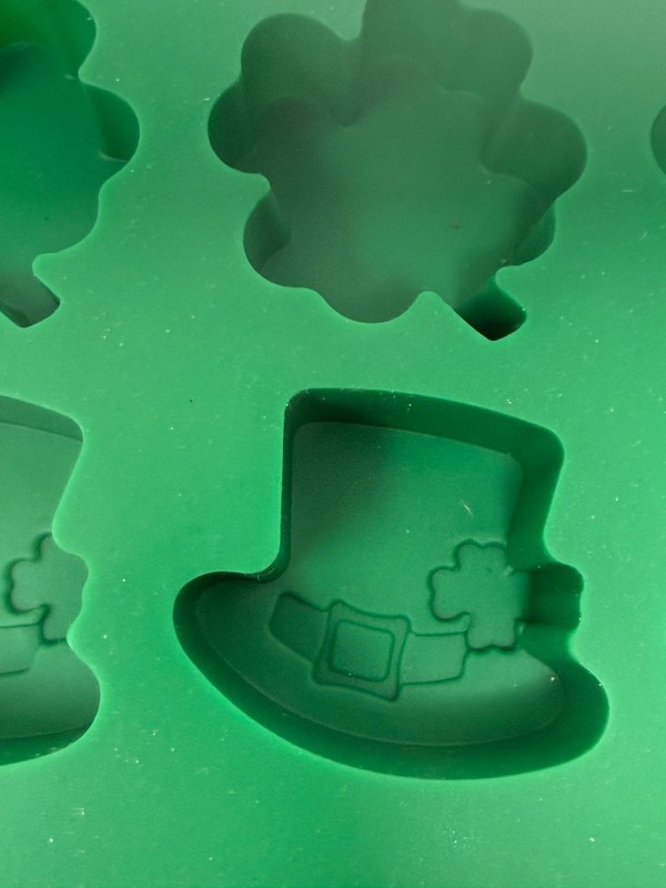 St. Patrick's Day Silicone Mold Pot Gold Clover Chocolate Candy Soap 24ct NWT gallery