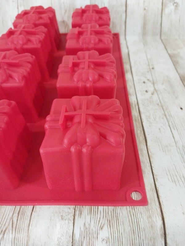 New! Red 8 Gift Presents Silicone Candy Mold Kitchen Tools Cake Chocolate Jello gallery