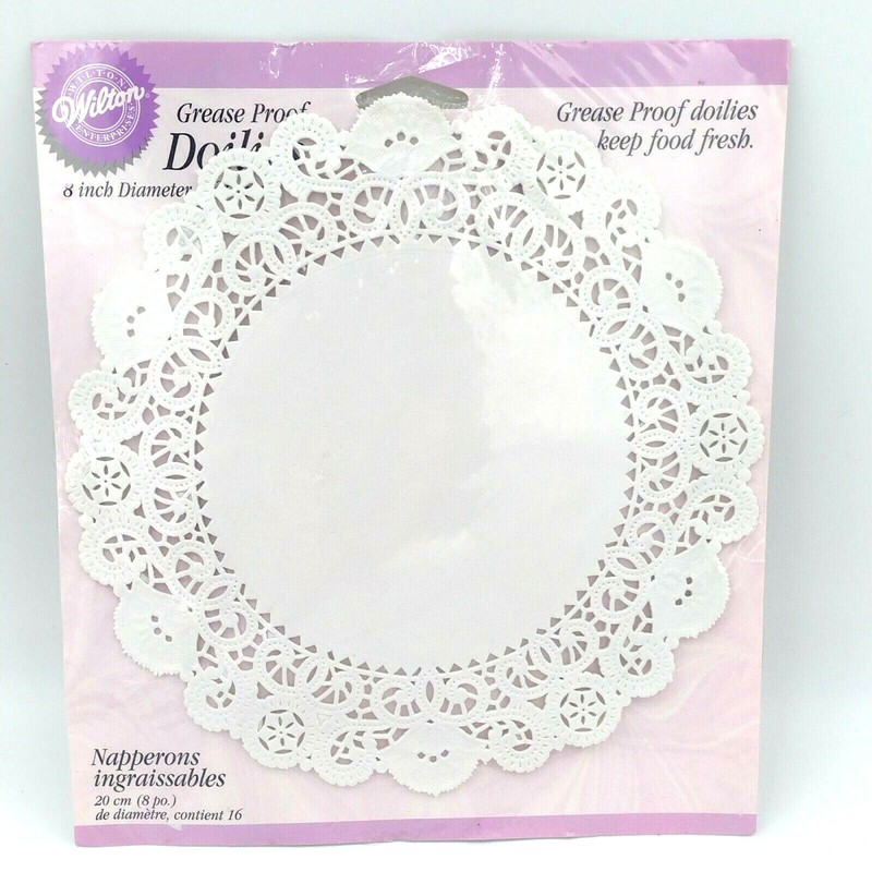 Wilton 8″ Doilies White 16 Ct Size 8 IN Pack of 16 by Wilton Enterprise