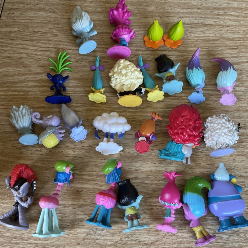 Dreamworks TROLLS World Tour Mini Figures PVC Cake Toppers Lot 25 Poppy DWC NEW gallery