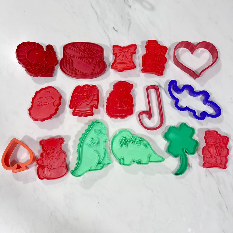 Lot Of 16 Vintage Cookie Cutters Christmas Halloween Thanksgiving Etc.
