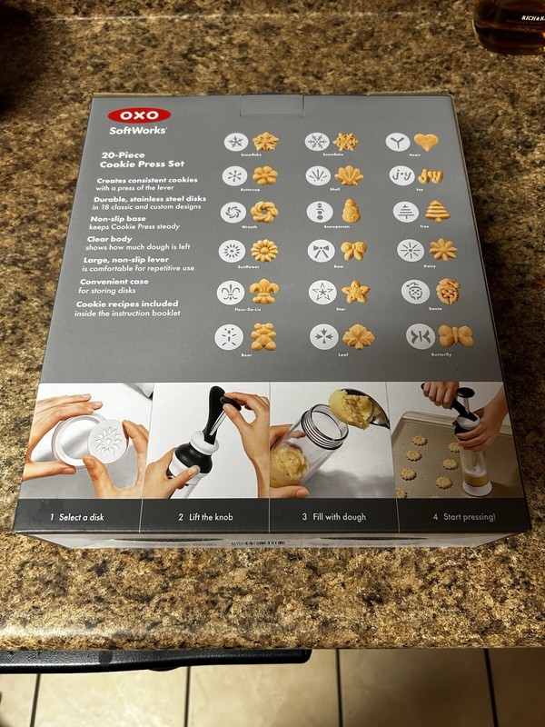 20 Piece Cookie Press Set gallery