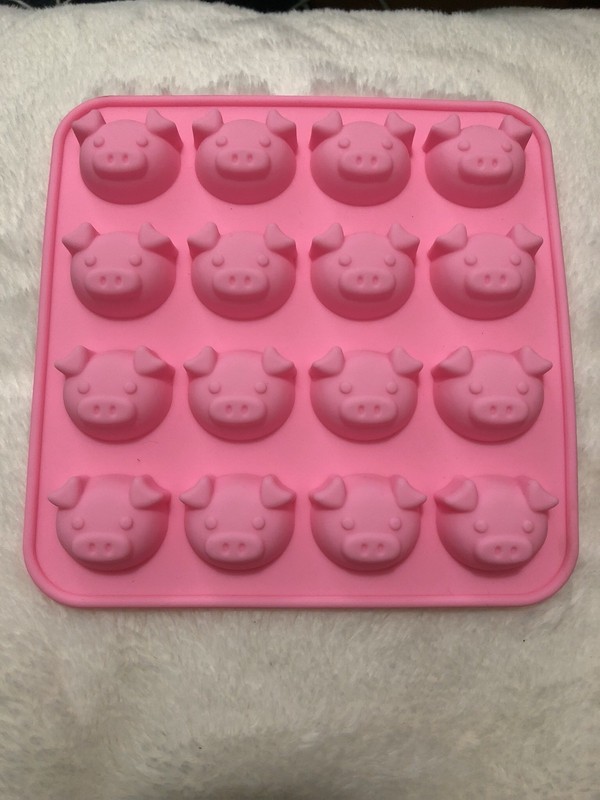 1Pigs Soft Silicone Jelly Jello Cake Muffin Chocolate CupcakeBake Cup Mold