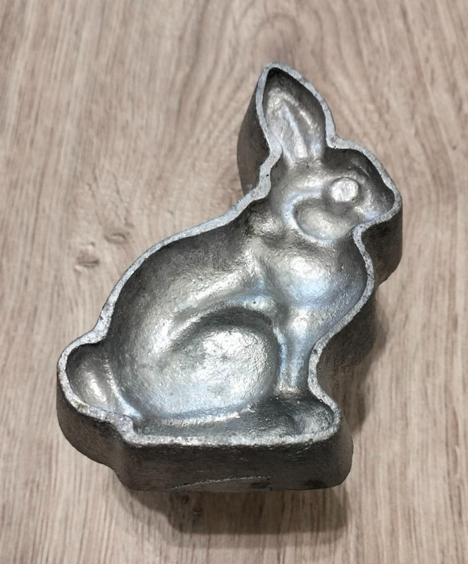 Rare Soviet gingerbread cookie cutter Hare Squirrel Duck with Handle gallery