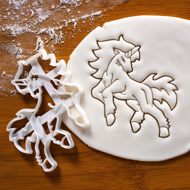 Realistic Unicorn Cookie Cutter – Fantasy mythical rainbow magical mystical horn