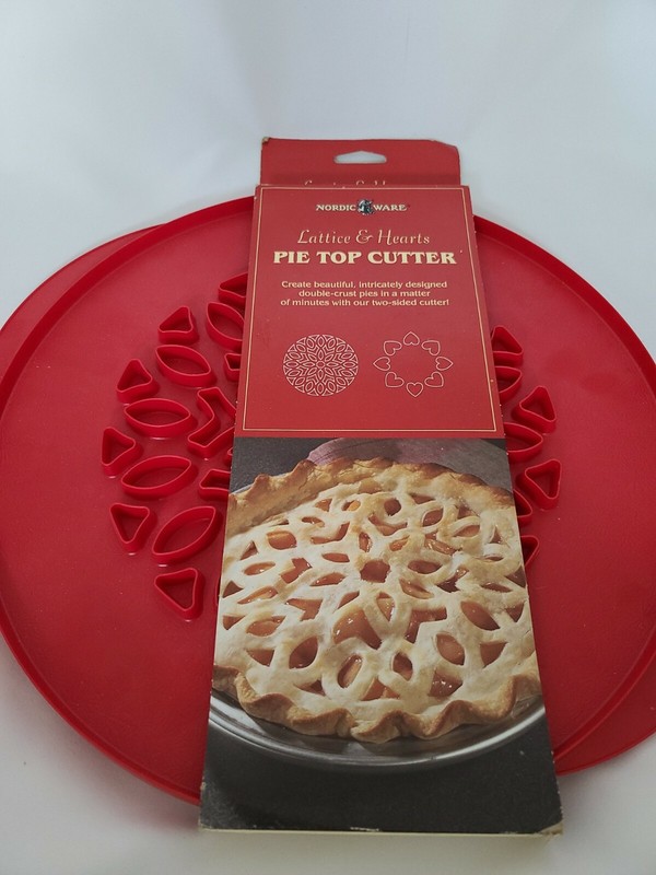 Nordic Ware Lattice & Hearts Pie Top Cutter
