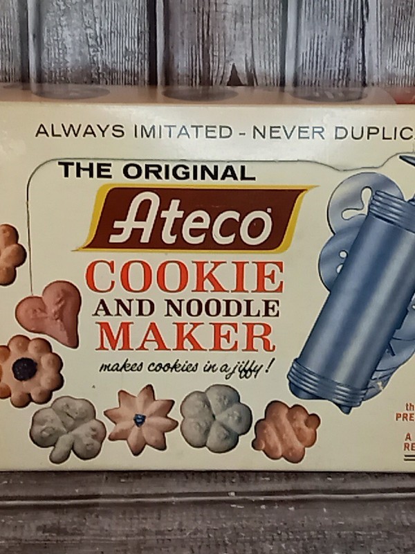 Vintage The Original Ateco Cookie & Noodle Maker in Box- Make Fancy Cookies (D2)