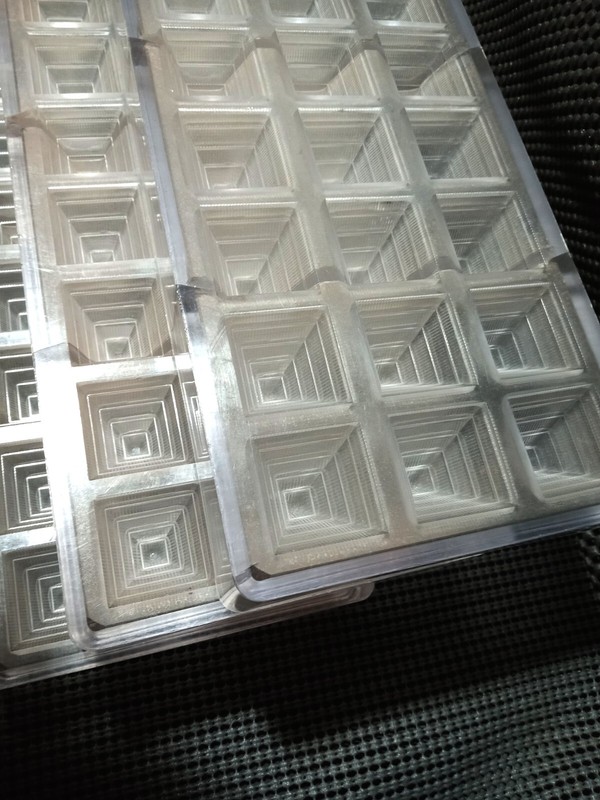 Chocolate World Polycarbonate #1260 Pyramid Chocolate Mold Made in Belgium gallery