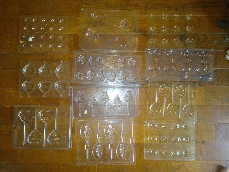 Lot of 11 Plastic Candy Chocolate Molds Easter Sweet 16 Christmas Hearts Holiday gallery
