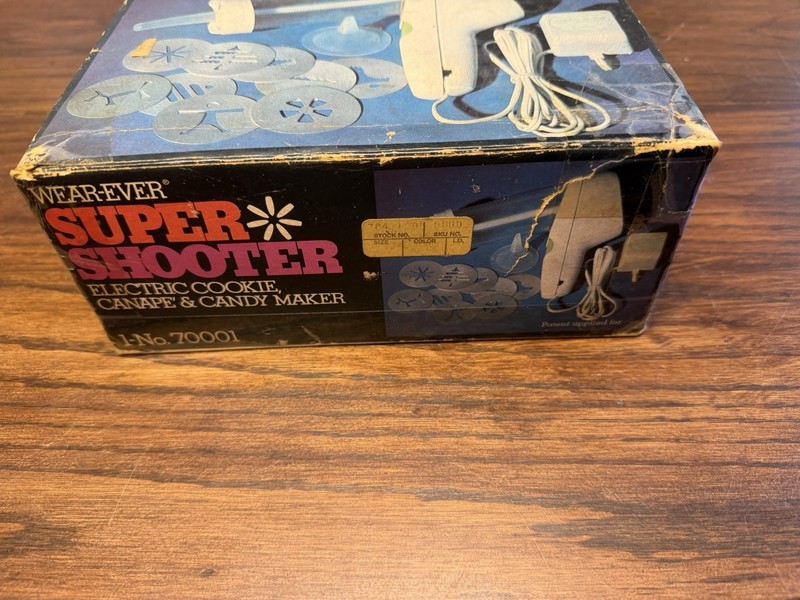 Vintage Wear-Ever Super Shooter 70001 Electric Cookie Candy Maker w/Box - Tested gallery
