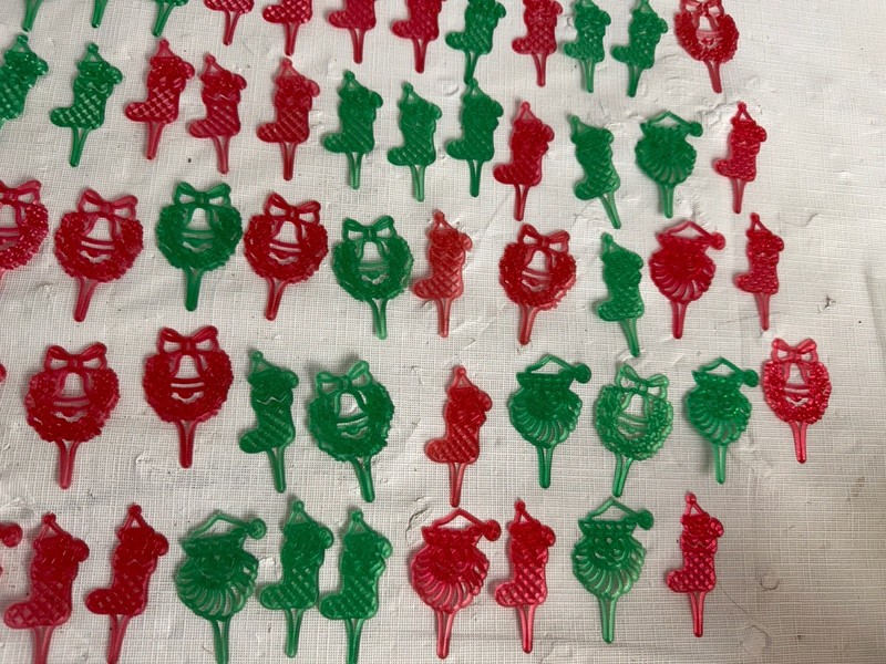 Vintage Plastic Christmas Cupcake Picks Lot Santa Clause Tree Wreath Stockings gallery