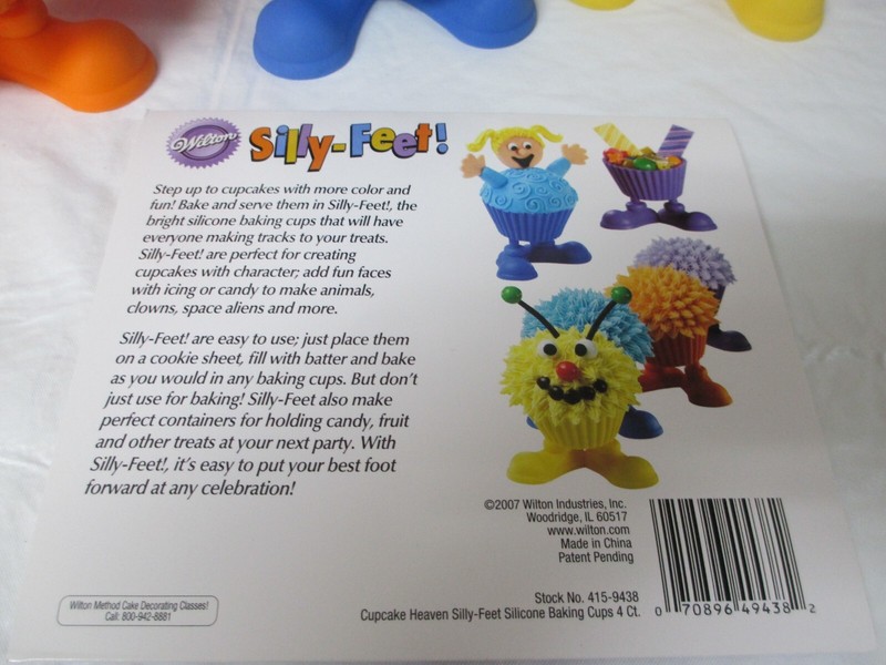 20 WILTON Silly Feet Silicone Baking Cups Cupcakes Assorted Colors gallery