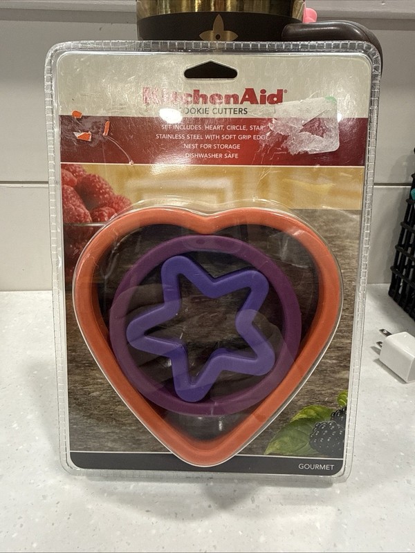 NEW KITCHENAID Cookie Cutters – Heart Circle Star Shaped Baking Kitchen Aid
