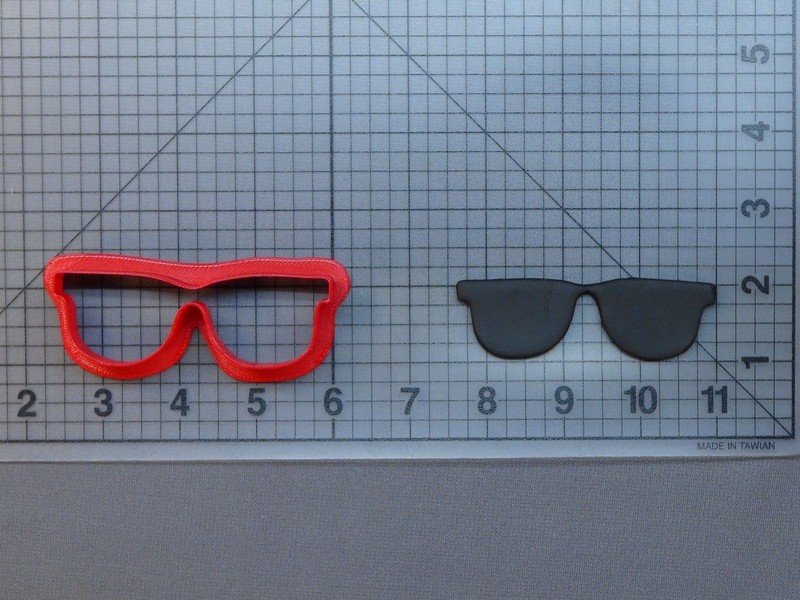 Glasses Silhouette 266-A786 Cookie Cutter