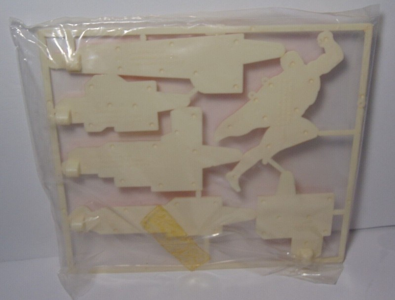 1978 NOS New Vintage Superman Toy Cake Topper Metropolis City DC Comics WILTON gallery