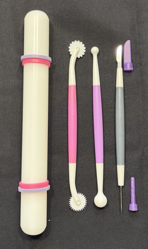 Wilton’s Fondant Kit w/ Rolling Pen, Crimping Tool & Mold Tools