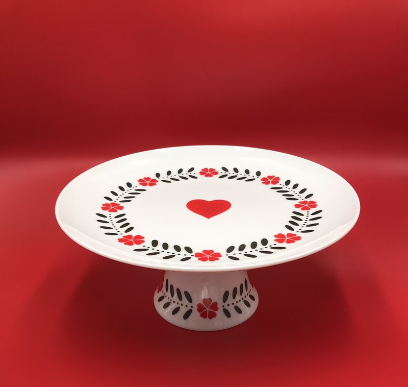Vintage Lillian Vernon White Heart and Flowers Cake Stand 1984 Valentine’s Day