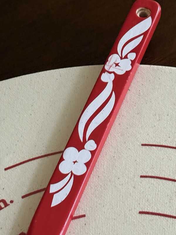 Bethany Housewares 500 Lefse Pastry Hardboard Circle and Cloth Set 19” Stick NEW gallery