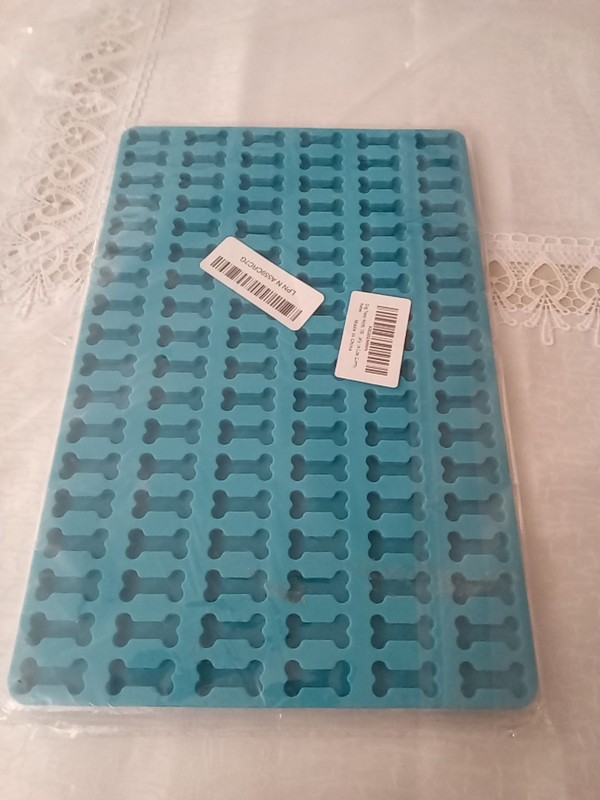Dog Treat Molds Mini Dog Bone Silicone Molds, Dog Treat Maker blue mini bone NEW