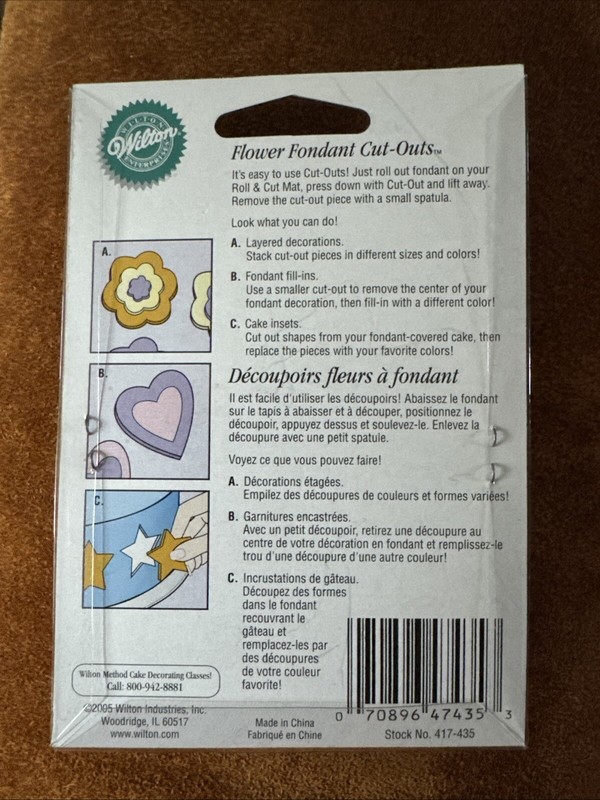 Wilton Floral Fondant Cut-Outs Cutters Pack of 3 Sizes New gallery